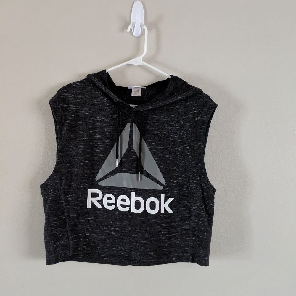 Hooded Reebok workout croptop